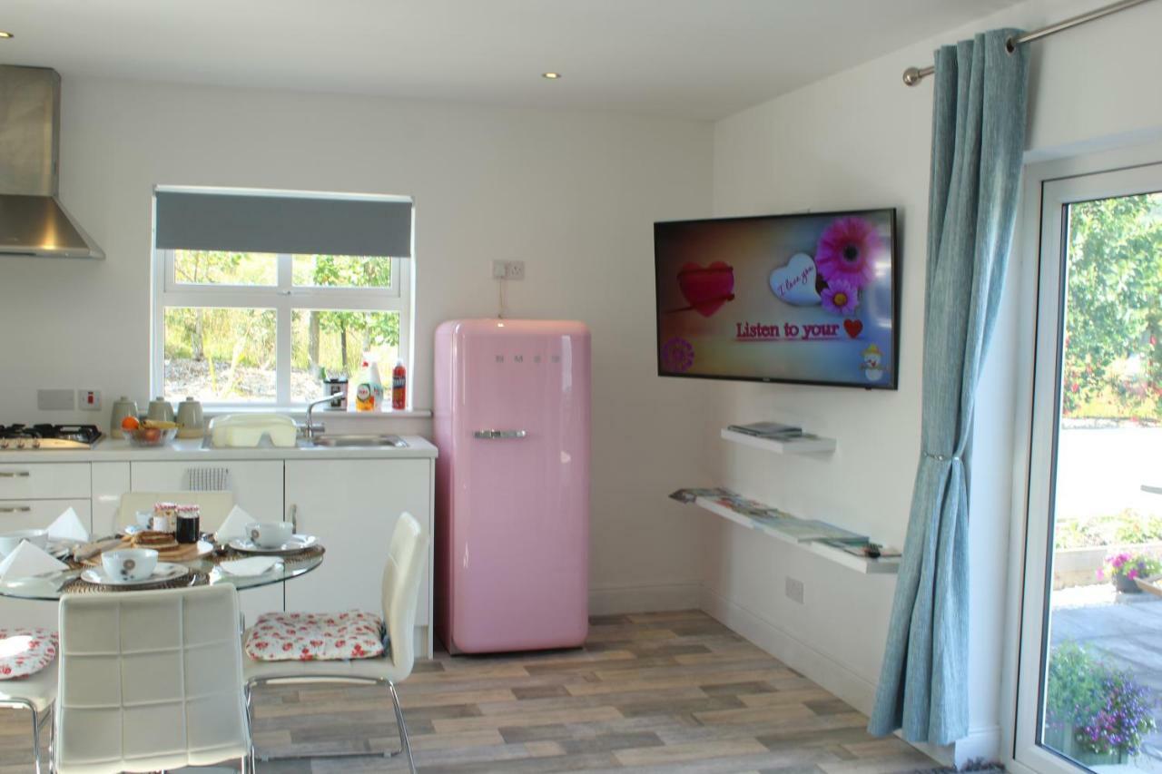 Bunlin Heights Self Catering Studio マイルフォード エクステリア 写真