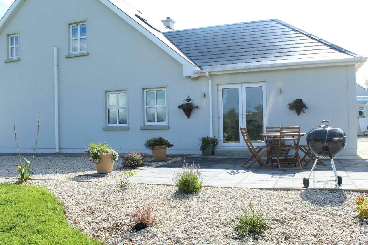 Bunlin Heights Self Catering Studio マイルフォード エクステリア 写真