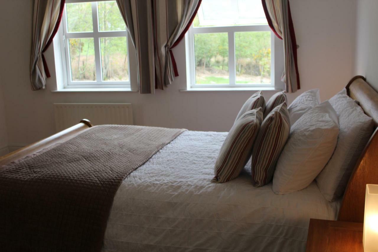 Bunlin Heights Self Catering Studio マイルフォード エクステリア 写真